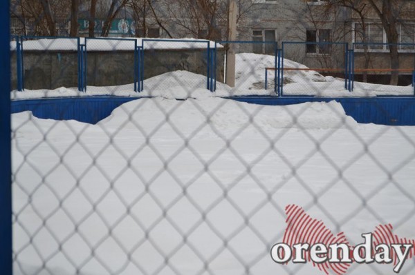 Самый чистый двор в городе - у дома, где живет прокурор Оренбургской области