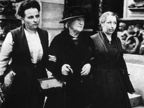 История праздника 8 Марта: как изменилась традиция за сто лет&nbsp;