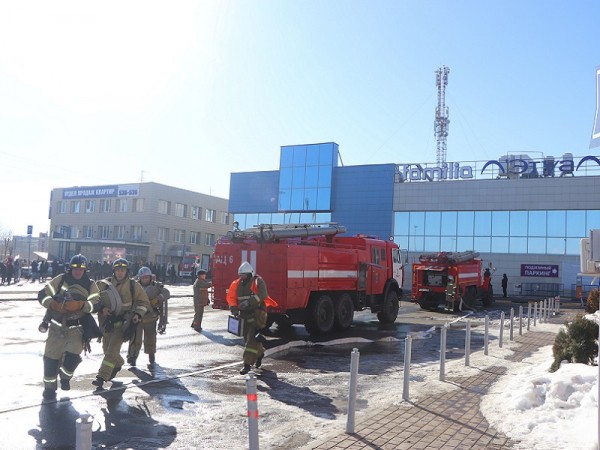  В Оренбурге потушили условный пожар в ТРК &laquo;Гуливер&raquo;