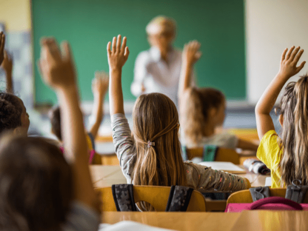 В Оренбургской области у школьников закончились весенние каникулы