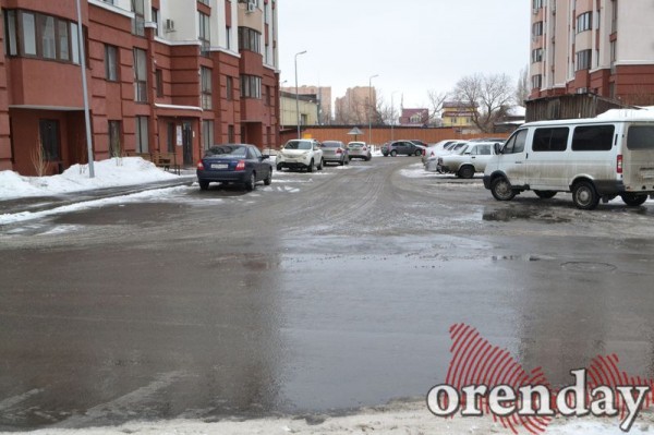 Самый чистый двор в городе - у дома, где живет прокурор Оренбургской области