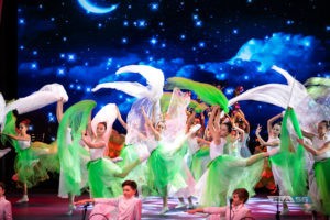 Денис Паслер наградил победительниц конкурса &laquo;Женщина Оренбуржья&raquo;