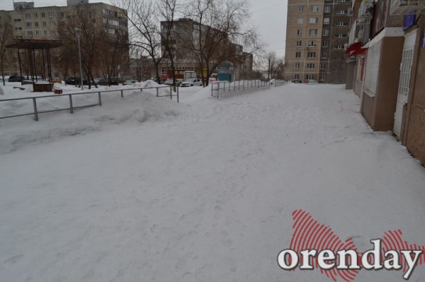Самый чистый двор в городе - у дома, где живет прокурор Оренбургской области