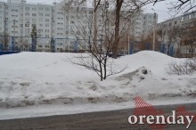 Самый чистый двор в городе - у дома, где живет прокурор Оренбургской области