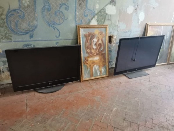 Ротшильд держит ответ: почему пожар в усадьбе Городисского вызвал столько вопросов, а власти молчат?