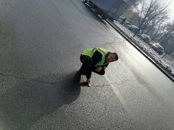 В Оренбурге еще на одной улице, которую в 2020 году отремонтировали почти за 200 млн руб, появились трещины
В Оренбурге еще на одной улице, которую в 2020 году отремонтировали почти за 200 млн руб, появились трещины