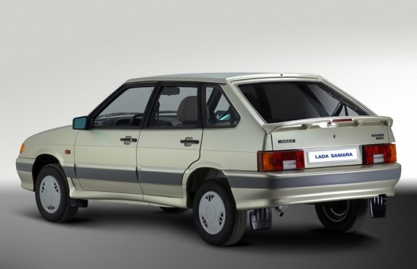 А как же отечественный автопром? Депутаты Заксоба Оренбургской области и их супруги предпочитают ездить на немецких или японских машинах
А как же отечественный автопром? Депутаты Заксоба Оренбургской области и их супруги предпочитают ездить на немецких или японских машинах