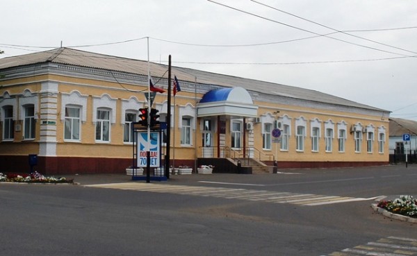 Наказы важнее: деньги вместо школ направили на исполнение обещаний