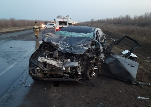 В ДТП в Тоцком районе при столкновении Opel Astra и грузовика погиб водитель иномарки