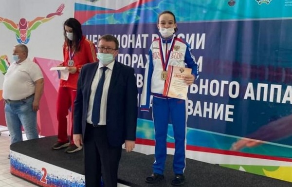 Орчанка Виктория Ищиулова выиграла чемпионат России по плаванию среди паралимпийцев