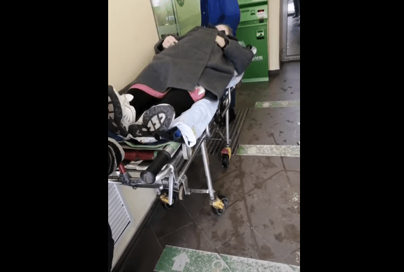 В Сбербанке объяснили инцидент с бабушкой на каталке в допофисе Орска &nbsp;