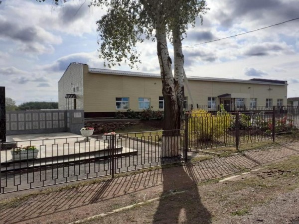 В Зазеркалье: администрация Переволоцкого района потратила на свой PR 135 000 рублей