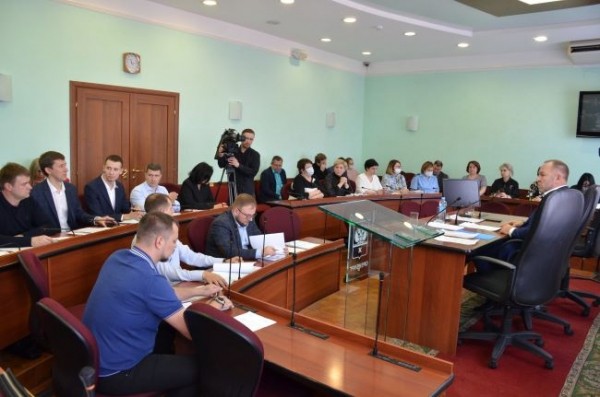 Школьное питание - на повестке депутатов Горсовета