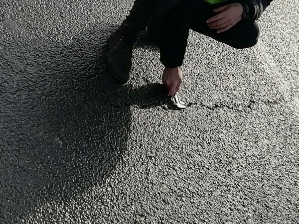 Трещины на дорогах в мэрии Оренбурга объяснили резко-континентальным климатом