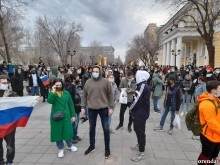 В Оренбурге сторонники Навального водили хоровод