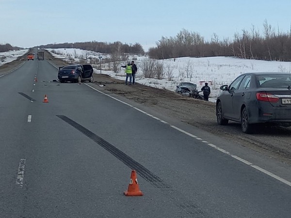 В Новосергиевском районе при столкновении Renault и Lada Granta погиб водитель иномарки