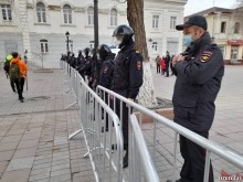 В Оренбурге сторонники Навального водили хоровод