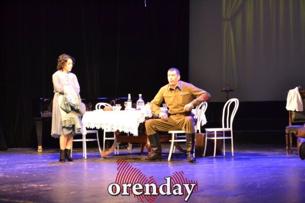 Вместо работы оренбургские вице-губернаторы играли в спектакле