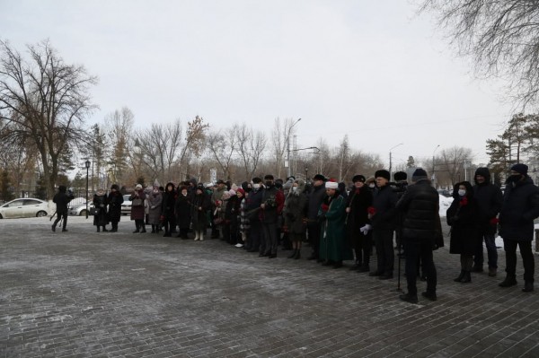 
Двойные стандарты в действии: на какие мероприятия в Оренбургской области можно приходить без масок?		
