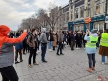 В Оренбурге сторонники Навального водили хоровод