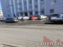 Ямы имени Паслера, Путина и прочих на дорогах Оренбурга экстренно подлатали Ямы имени Паслера, Путина и прочих на дорогах Оренбурга экстренно подлатали