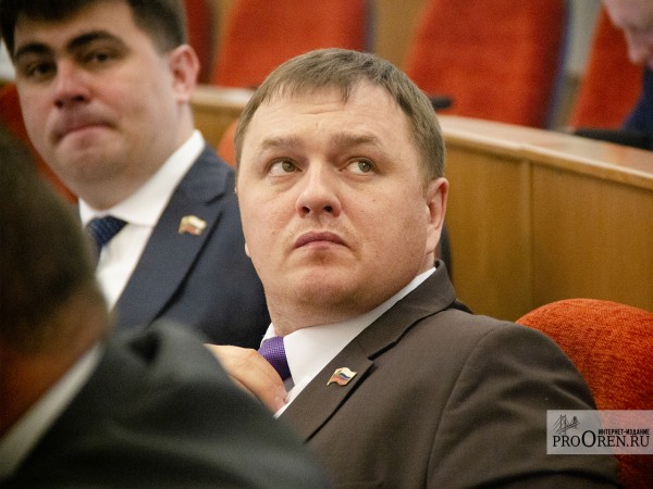 Оренбургская оппозиция раскритиковала отчет омбудсмена по правам человека Оренбургская оппозиция раскритиковала отчет омбудсмена по правам человека