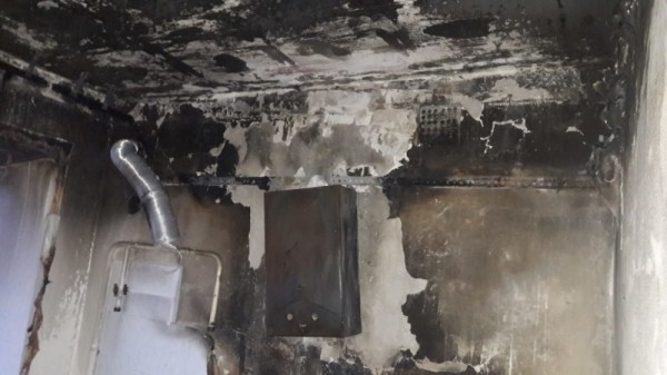 В Оренбурге вспыхнула квартира в пятиэтажке