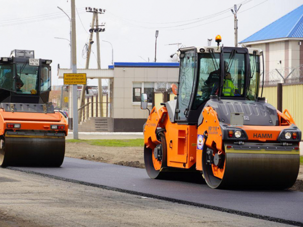 Владимир Ильиных заявил о хорошем темпе дорожного ремонта в Оренбурге
