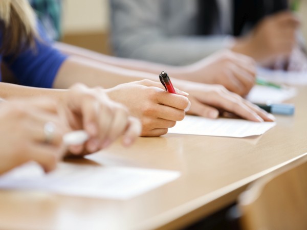 Больше 19 тысяч девятиклассников Оренбуржья напишут контрольные работы