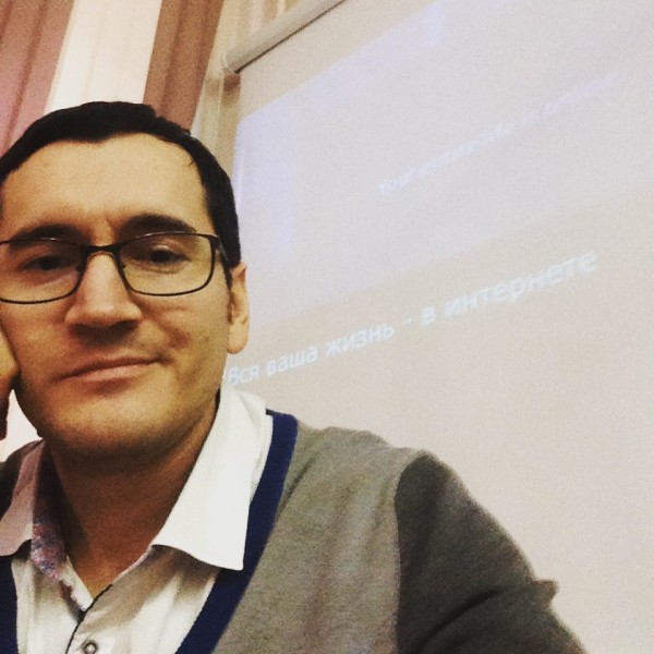 Артём Бекеев: Что дальше? ВКонтакте уже появилось 16 персональных страниц с фото Ильназа Галявиева Артём Бекеев: Что дальше? ВКонтакте уже появилось 16 персональных страниц с фото Ильназа Галявиева