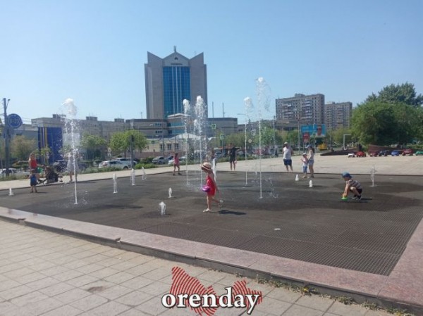 Сократят ли из-за жары уроки в школах Оренбурга Сократят ли из-за жары уроки в школах Оренбурга