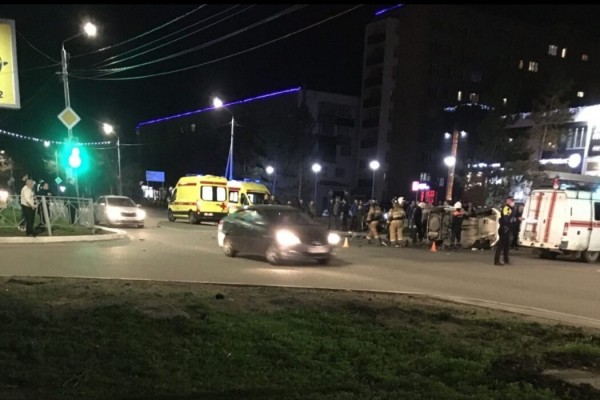 В Оренбурге в ДТП погибли мотоциклист и его пассажир