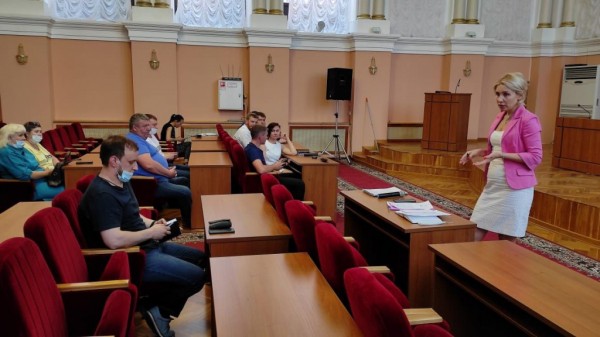 В Оренбурге обсудили вопрос количества пассажирского транспорта, выходящего на рейсы