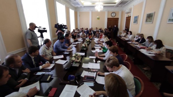 В Оренбурге прошло заседание по вопросу организации школьного питания