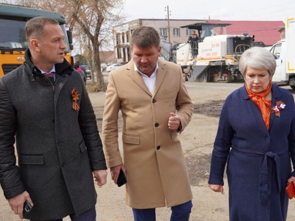 Владимир Ильиных заявил о хорошем темпе дорожного ремонта в Оренбурге