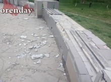 В сквере Дзержинского собираются обновить только урны и лавочки