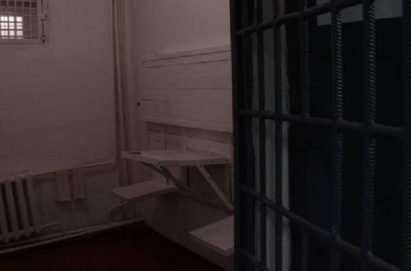 Сменил имя и скрылся. Педофила-иностранца задержали через 9 лет