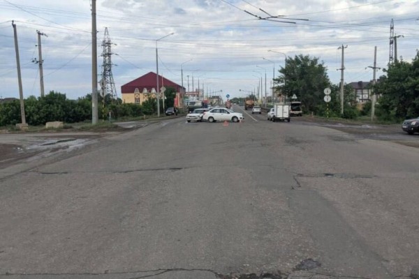 Три человека оказались в больнице после ДТП в Оренбурге