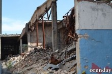 В Оренбурге на проспекте Победы уходит в историю торговый комплекс &laquo;Мир&raquo;