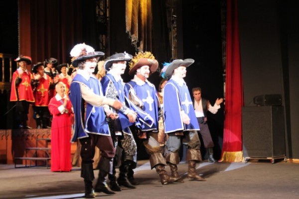 90-летний юбилей отмечает советский поэт и драматург оренбуржец Юрий Ряшенцев