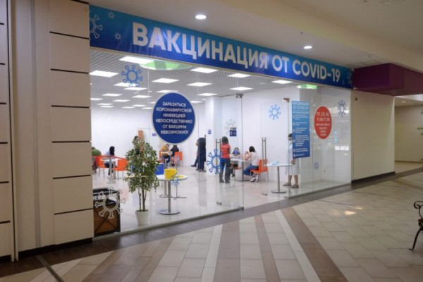 Отличники вакцинации и непривитые учителя: Татьяна Савинова рассказала, как притормозить пандемию в Оренбуржье