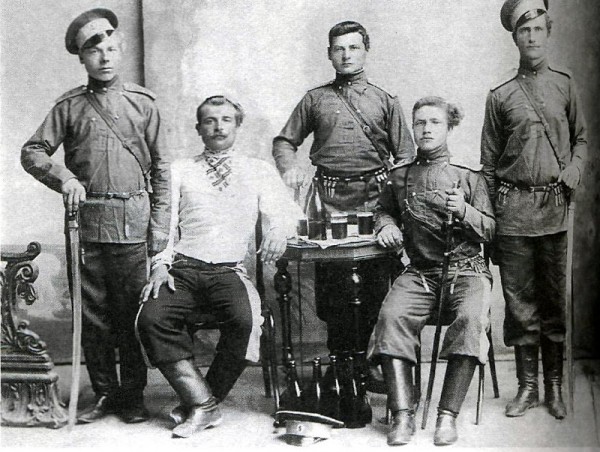 
Оренбургский ретродетектив. Серия 10, год 1906: как казак-шатун в пьяном угаре оскорбил Его Императорское Высочество и попал за это в карцер		