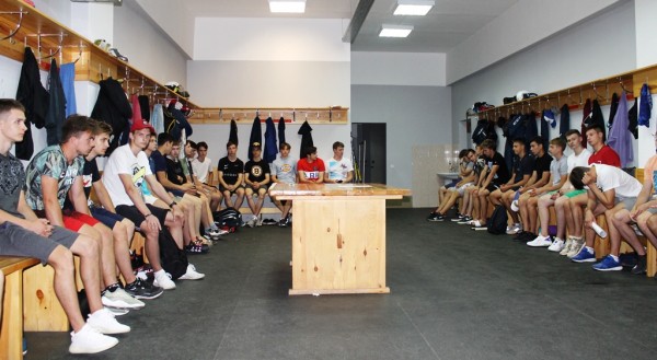 Директор встретился с молодёжкой