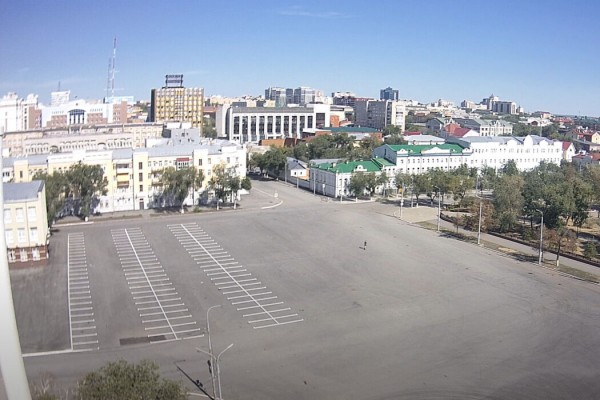 Оренбургским автомобилистам разрешат ездить по площади Ленина