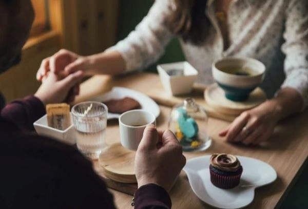 Оренбуржцы смогут сидеть в кафе до полуночи