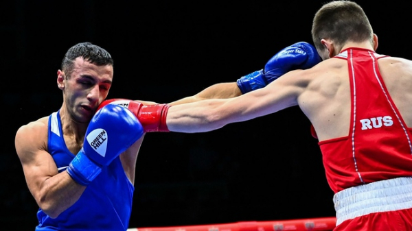 Габил Мамедов первым из команды ОКР по боксу добился победы на Олимпиаде