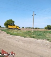 В Оренбуржье большегрузы тоннами вывозят ПГС из поймы реки Сакмара