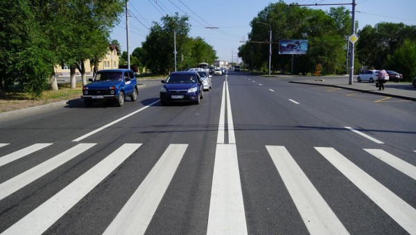 В Оренбурге дорожной разметкой охватили площадь почти в 800 кв. метров В Оренбурге дорожной разметкой охватили площадь почти в 800 кв. метров