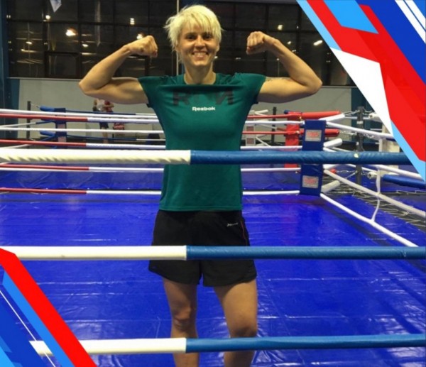 Оренбурженка Екатерина Сычева готовится к чемпионату России по боксу