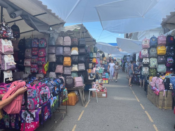 Портал РИА56 выяснил, сколько стоит собрать ребенка в школу в Оренбурге